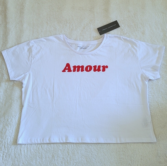 French🇫🇷 Connection "Amour"♥️ Tee - NWT - Picture 1 of 11